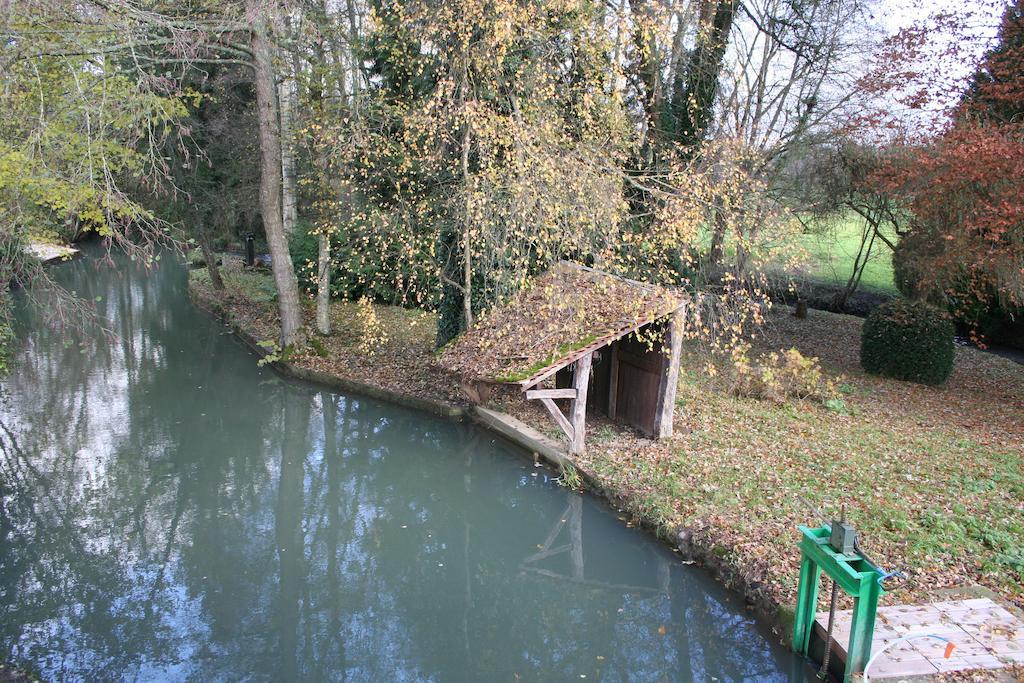 Le Petit Moulin Bed & Breakfast Faverelles Oda fotoğraf